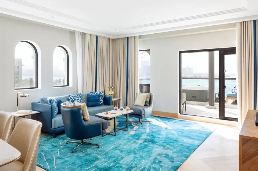 hotel luxurious